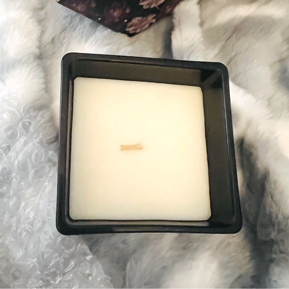 XO SIENNA FLORAL TWILIGHT CANDLE - Picture 6 of 8